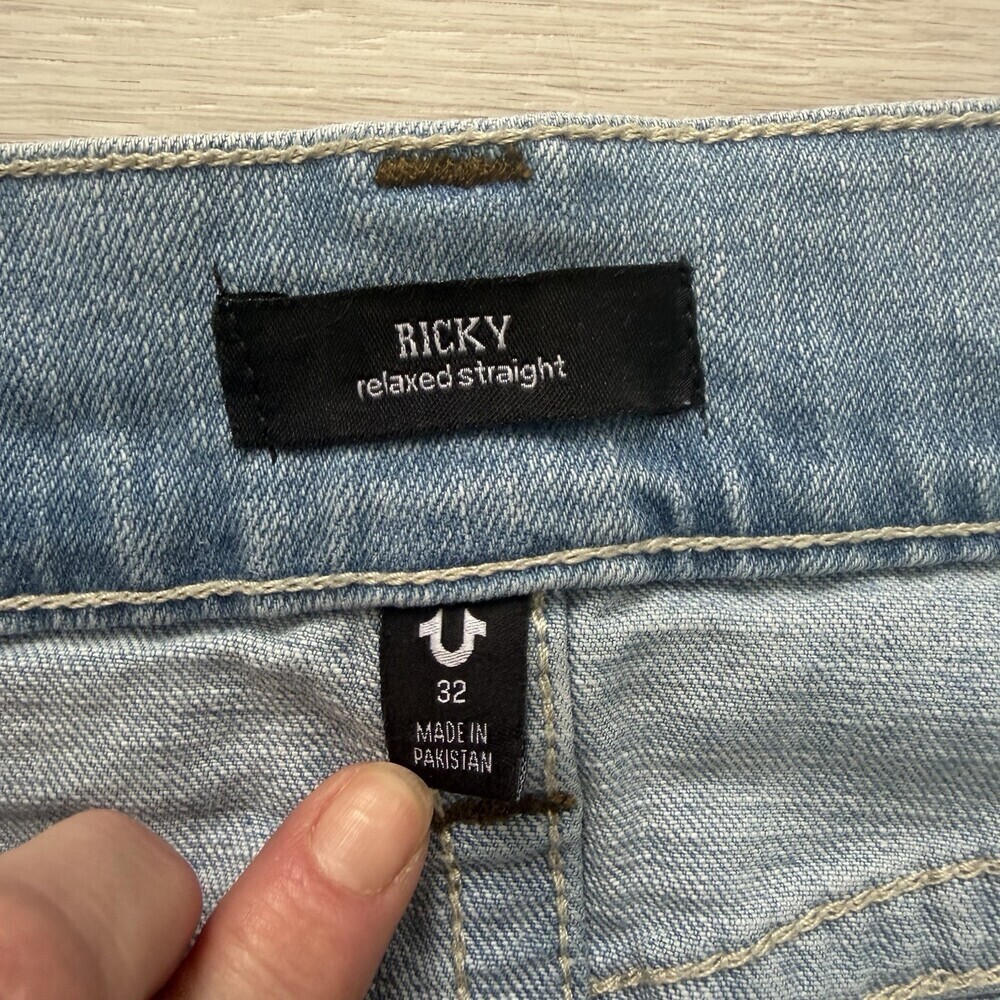 True Religion RICKY Jeans Relaxed Straight Distressed Men's Size 32 Light Wash - Picture 8 of 16